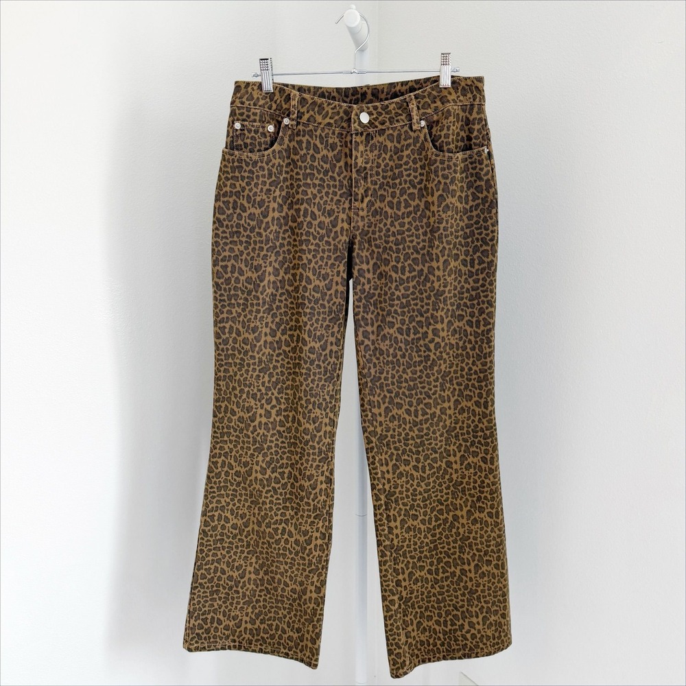 Leopard Denim Size Medium 100% Cotton Jeans